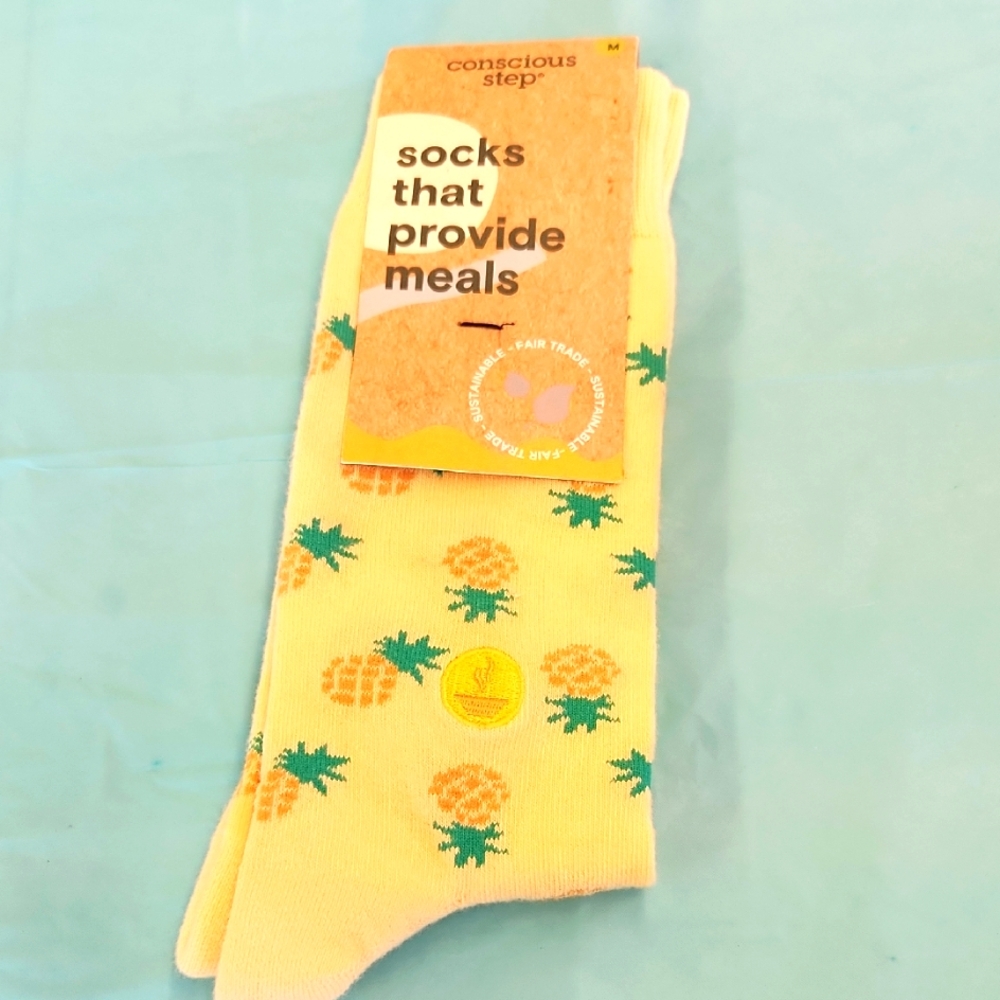 Tropical Yellow and Green Casual Socks with Pineapple and Palm Tree Design